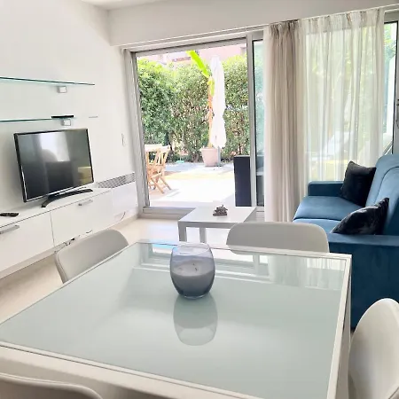 Reve De Sable Avec Jardin Et Parking Menton
